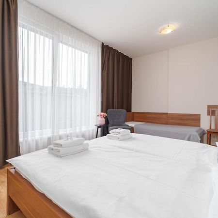 Hotel Arena Brumov Bagian luar foto