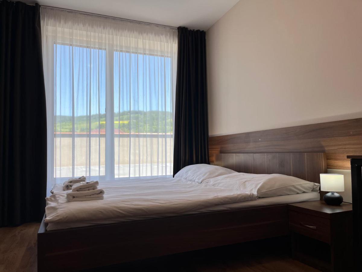 Hotel Arena Brumov Bagian luar foto