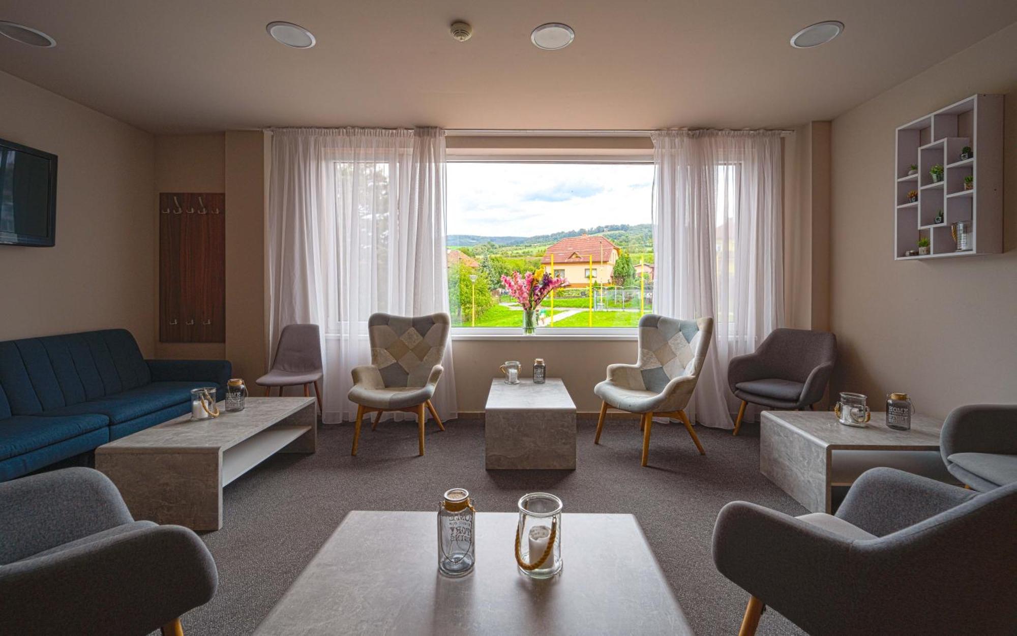 Hotel Arena Brumov Bagian luar foto