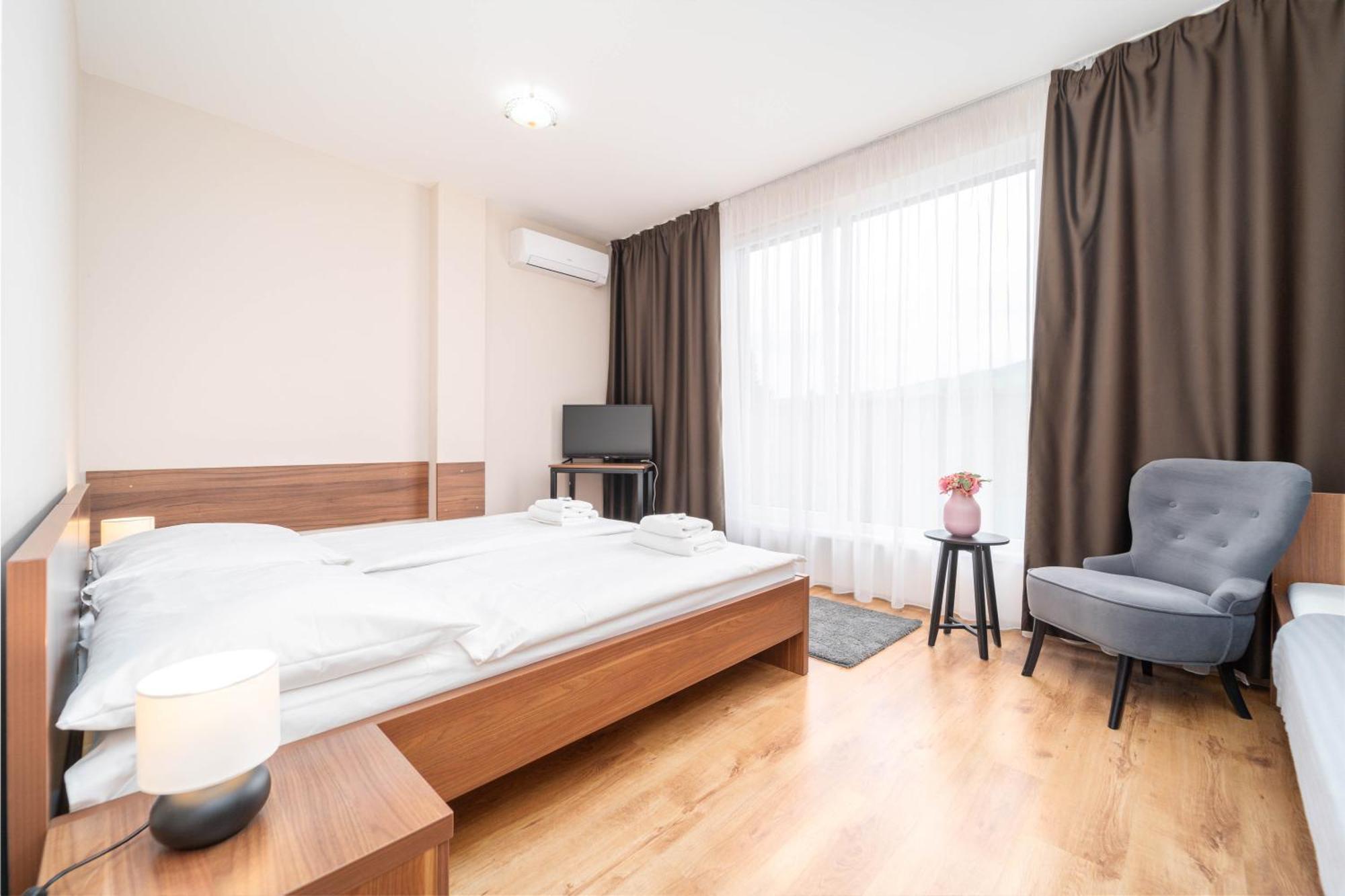 Hotel Arena Brumov Bagian luar foto