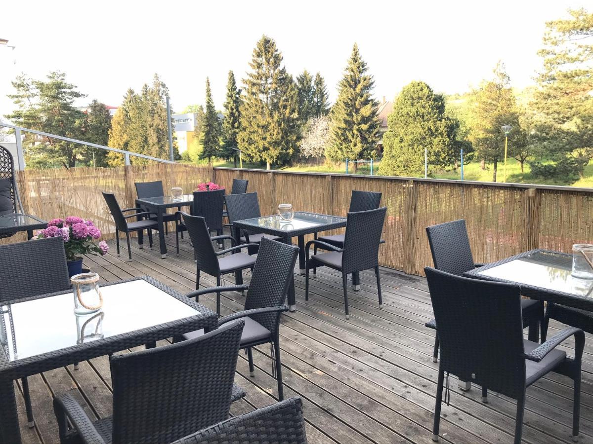Hotel Arena Brumov Bagian luar foto